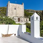 Traditional House Inside Filoti, Naxos * Filótion